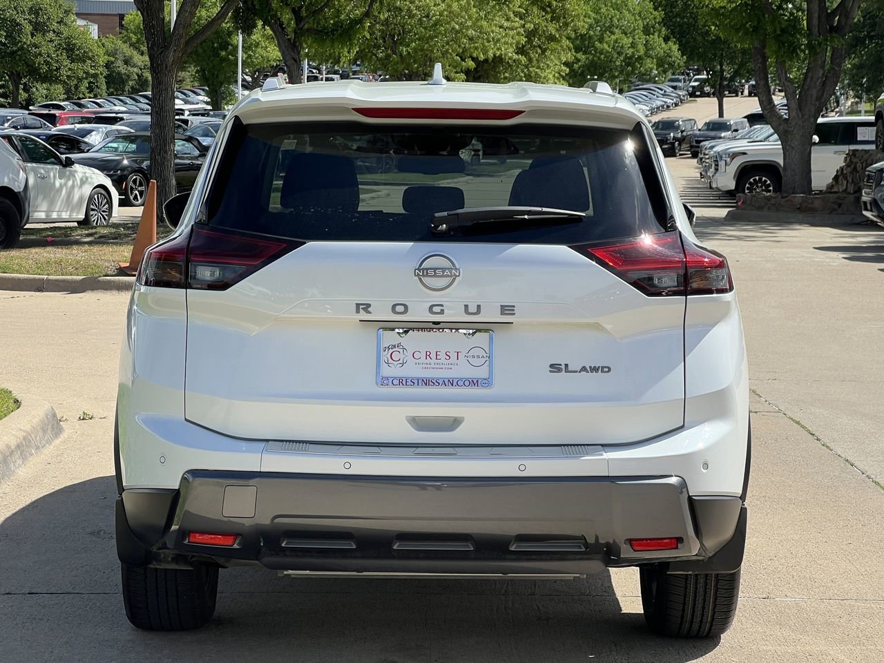 2025 Nissan Rogue SL