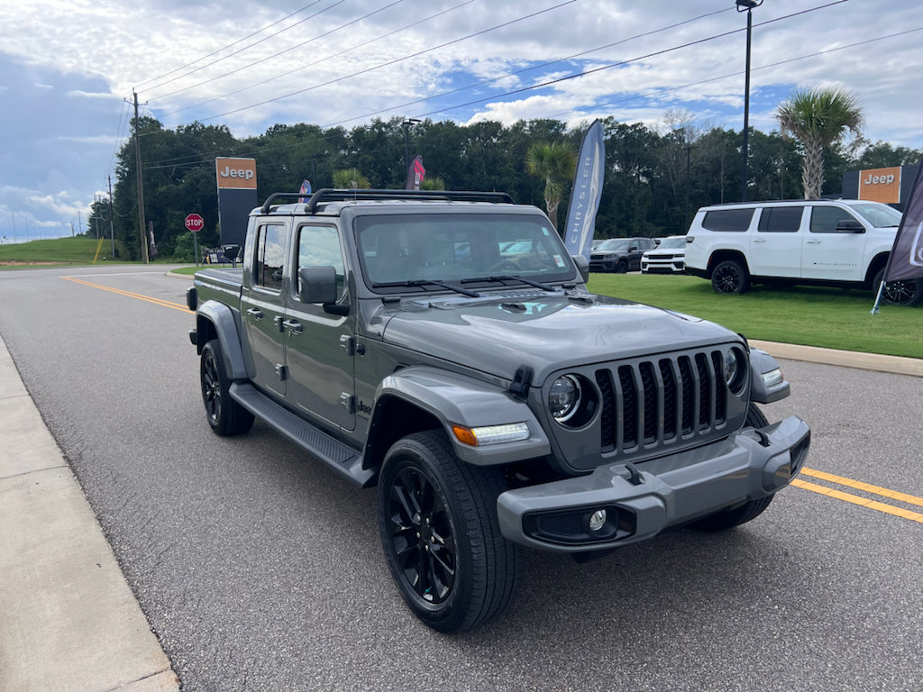 Used 2023 Jeep Gladiator Overland