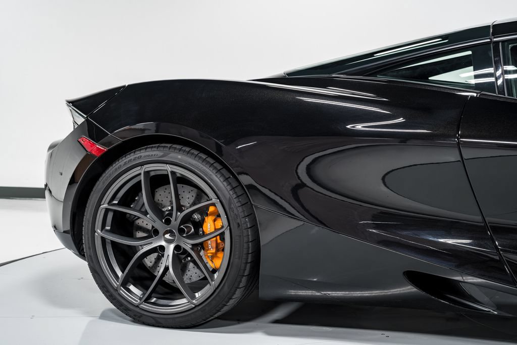 Used 2020 McLaren 720S Performance photo 43