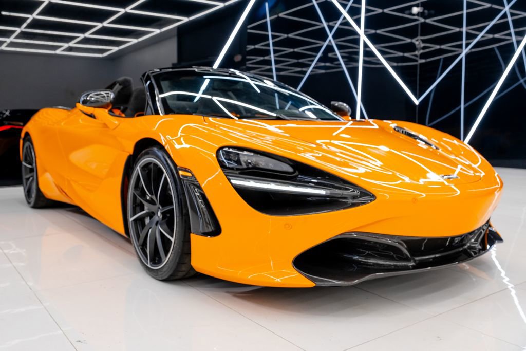 Used 2020 McLaren 720S Spider photo 5