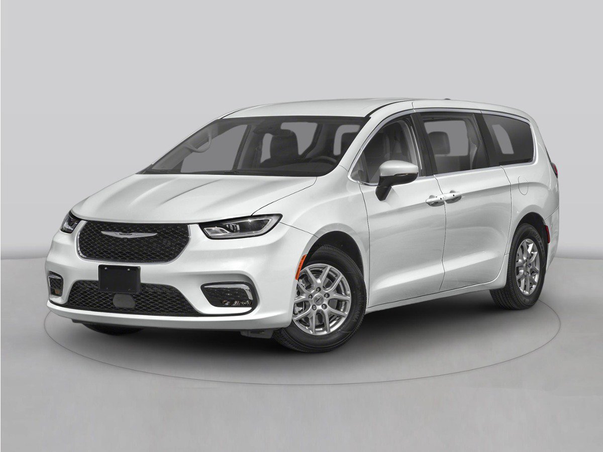Used 2024 Chrysler Pacifica Limited