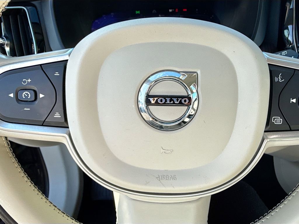 2022 Volvo Xc60 B5 Momentum