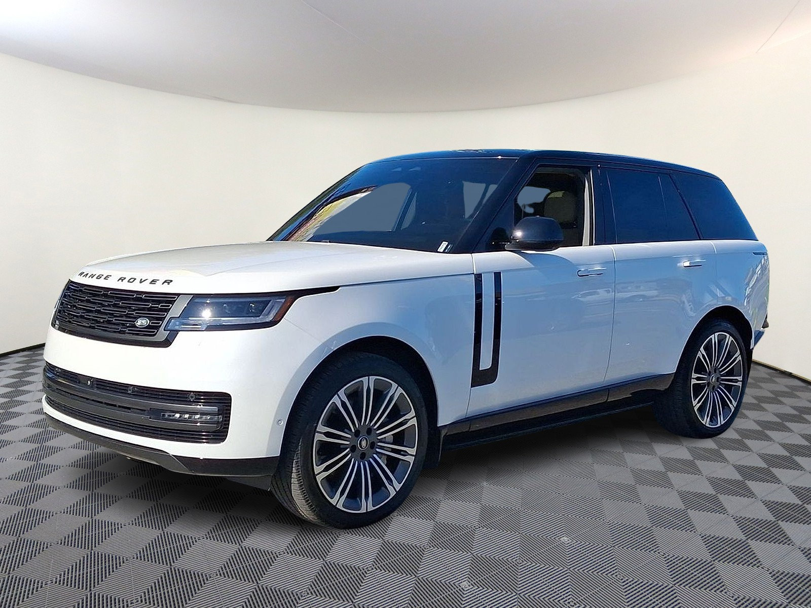 Certified 2025 Land Rover Range Rover SE