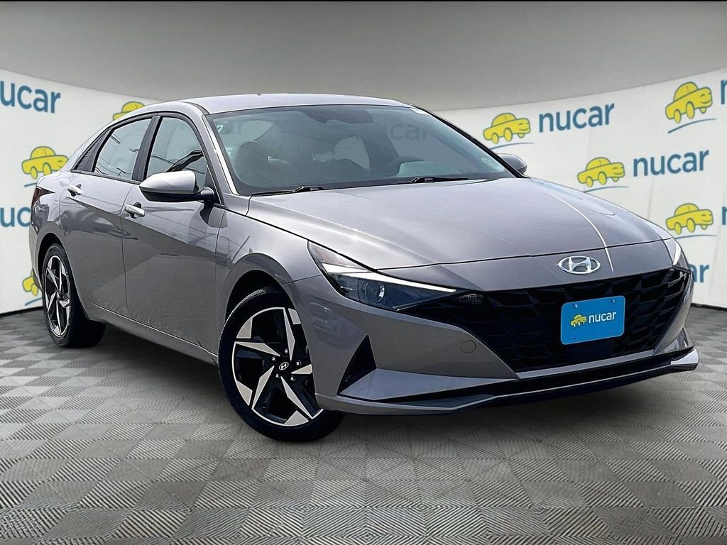 Used 2023 Hyundai Elantra SEL w/ Convenience Package