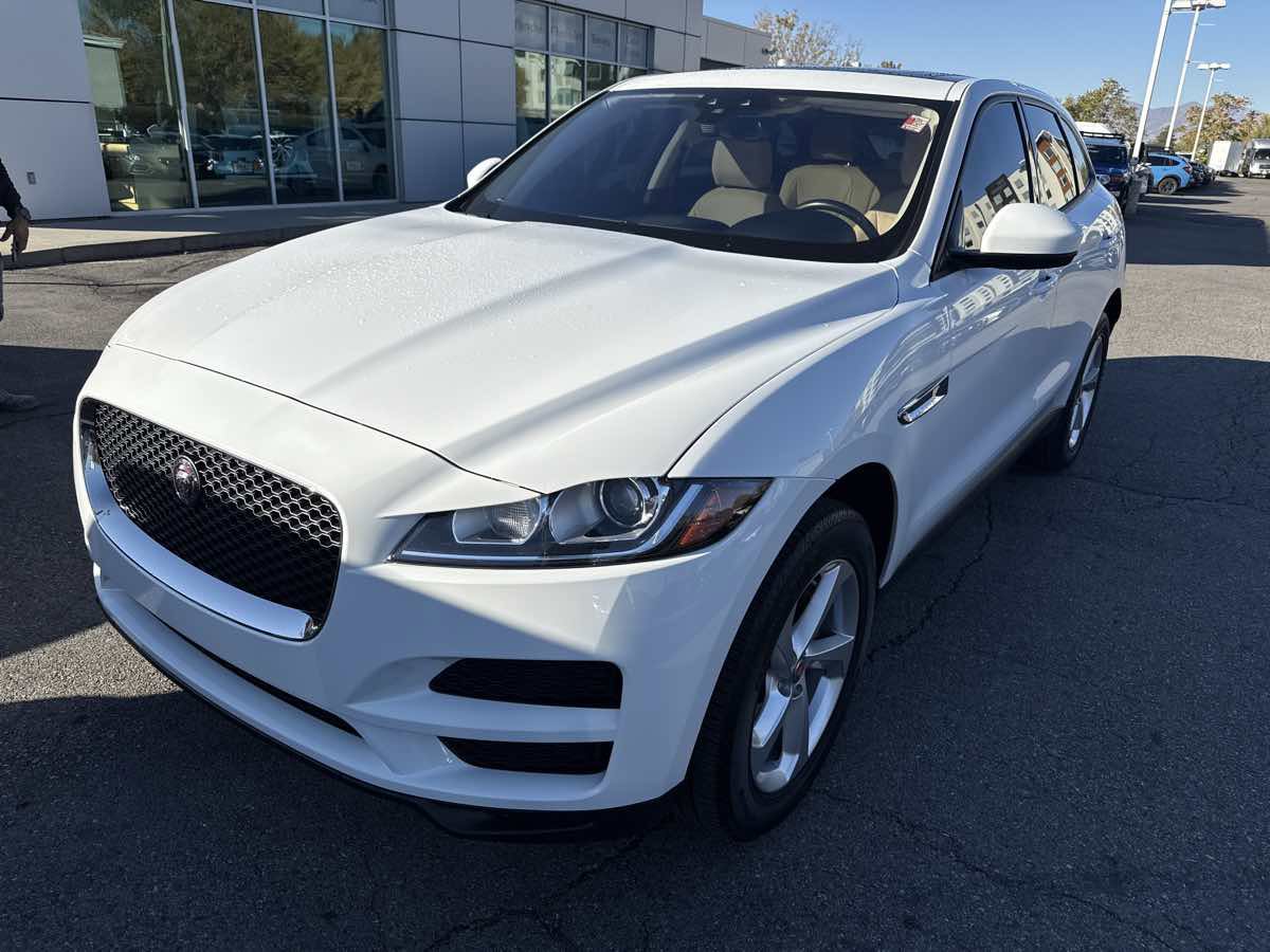 2018 Jaguar F-PACE Premium
