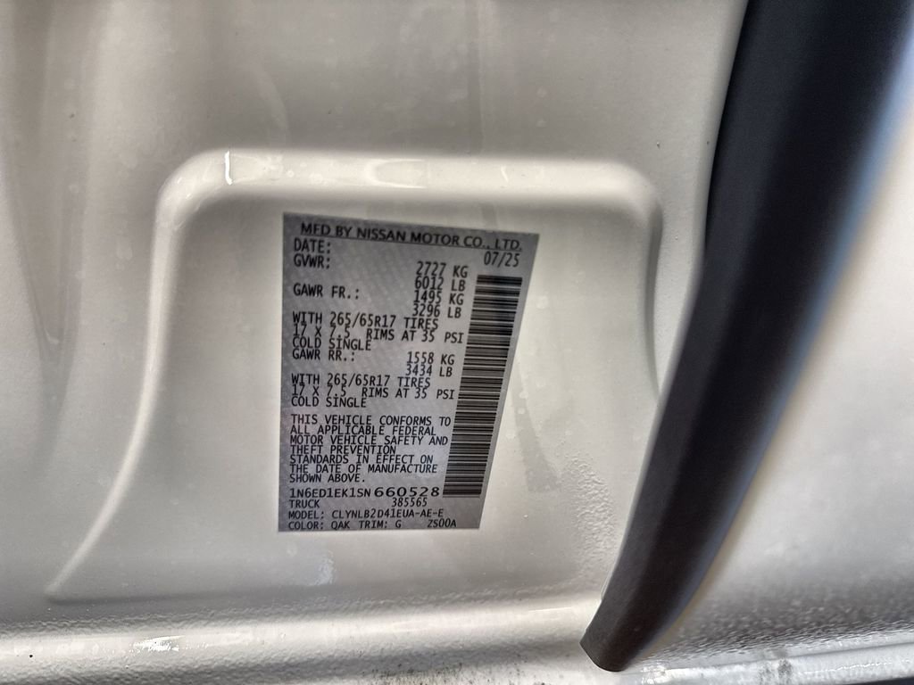 2025 Nissan Frontier SV