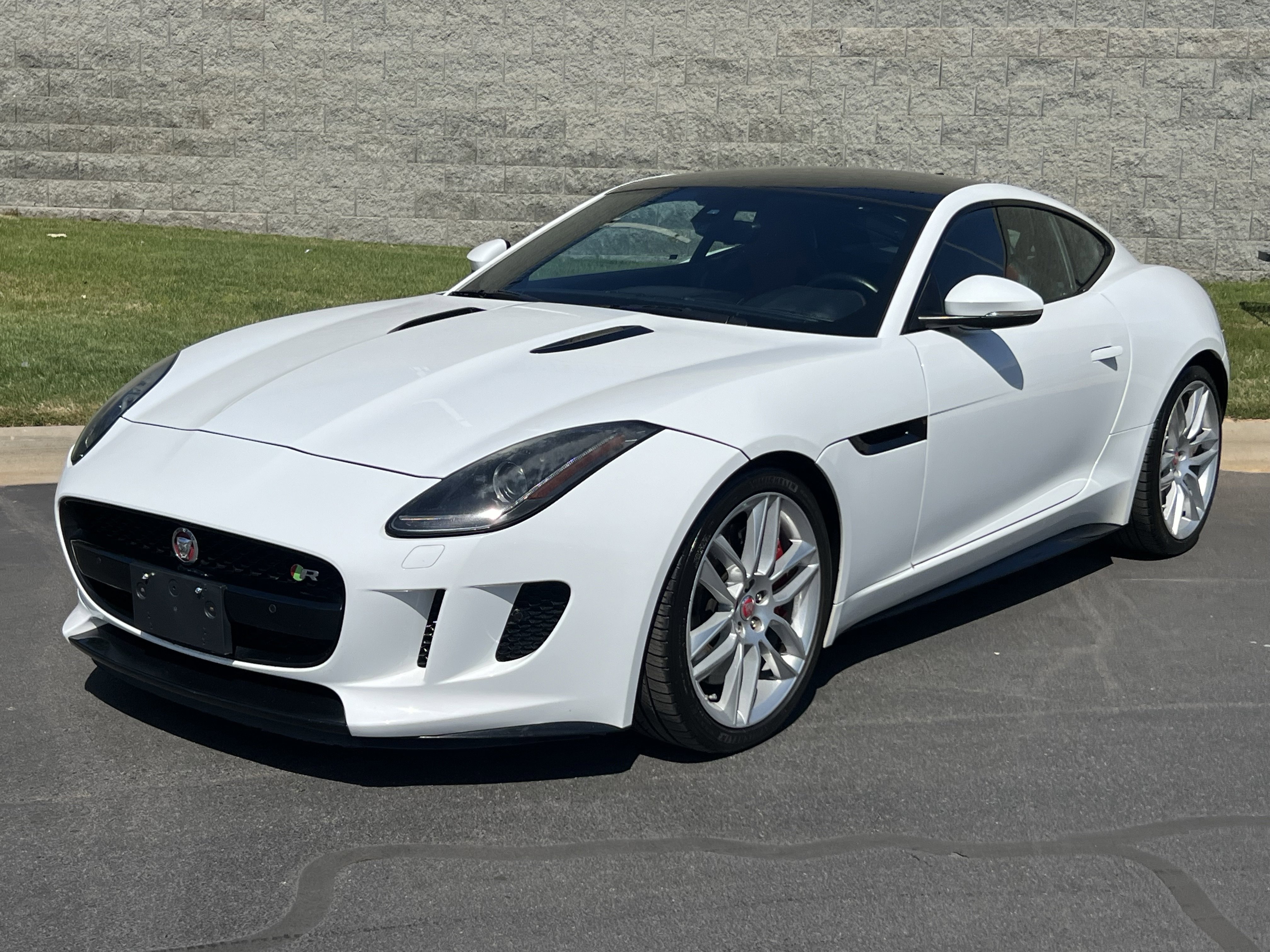 Used 2015 Jaguar F-TYPE R