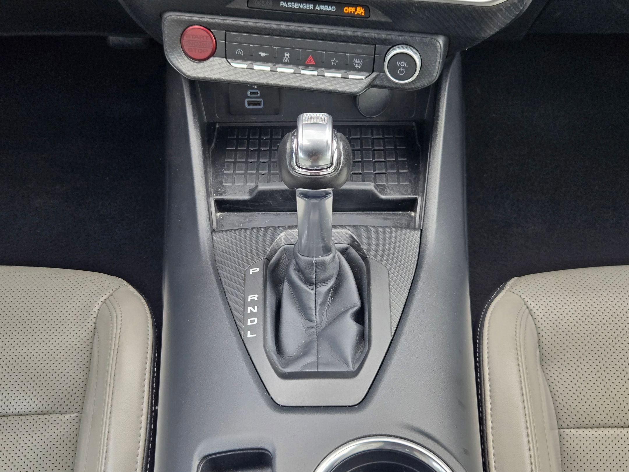 2024 Ford Mustang Premium