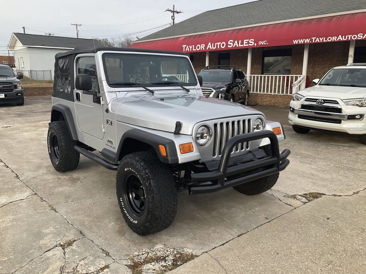 Used 2004 Jeep Wrangler X w/ Convenience Group