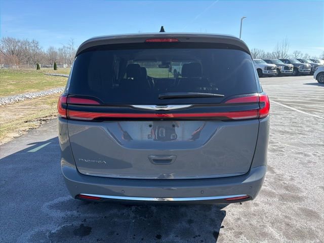 2023 Chrysler Pacifica Touring-L