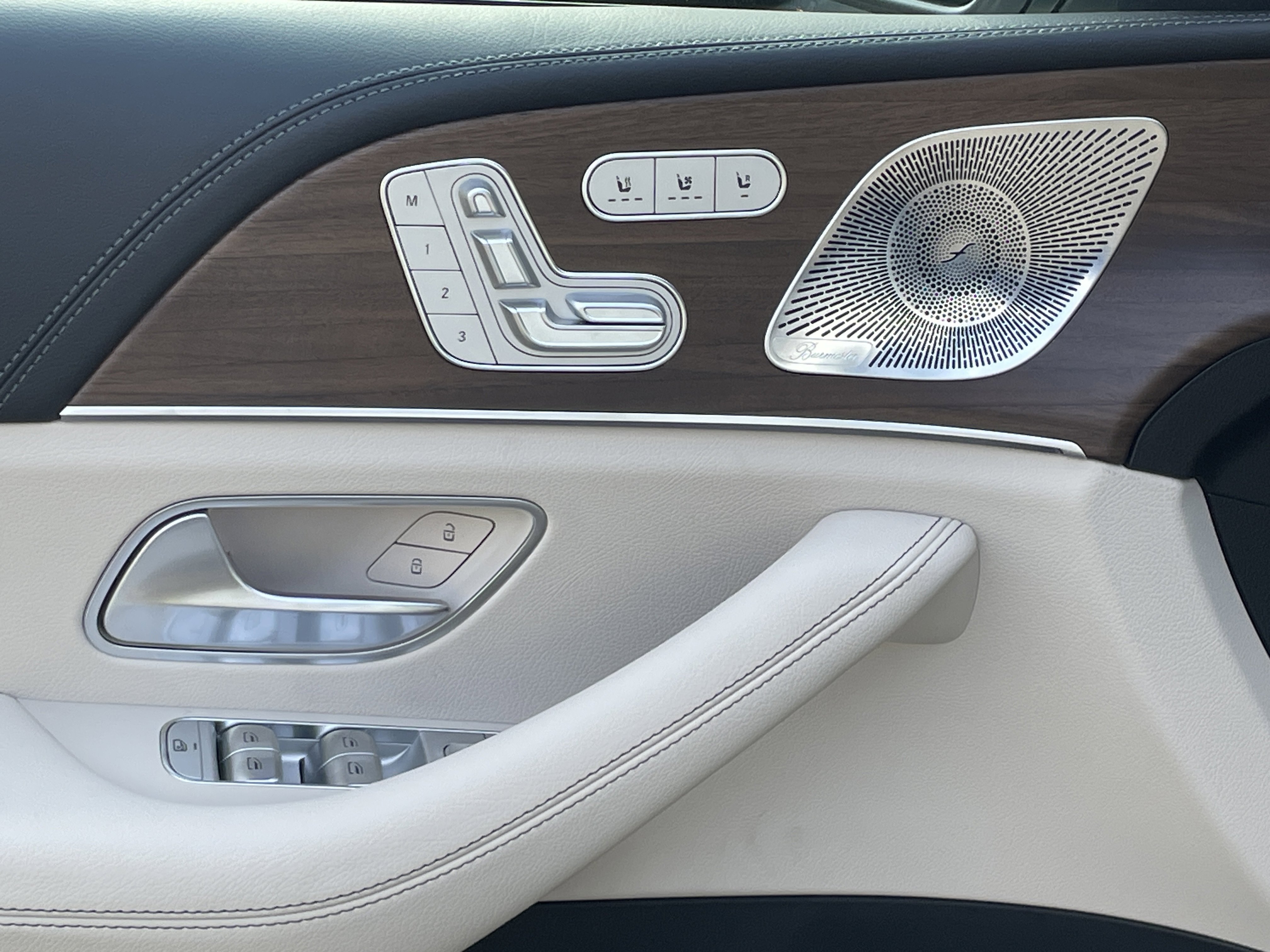 2026 Mercedes-Benz GLS 580 4MATIC