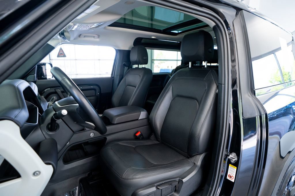 2024 Land Rover Defender 90 S