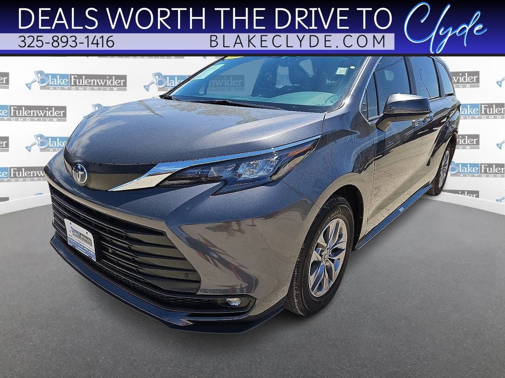 Used 2025 Toyota Sienna XLE
