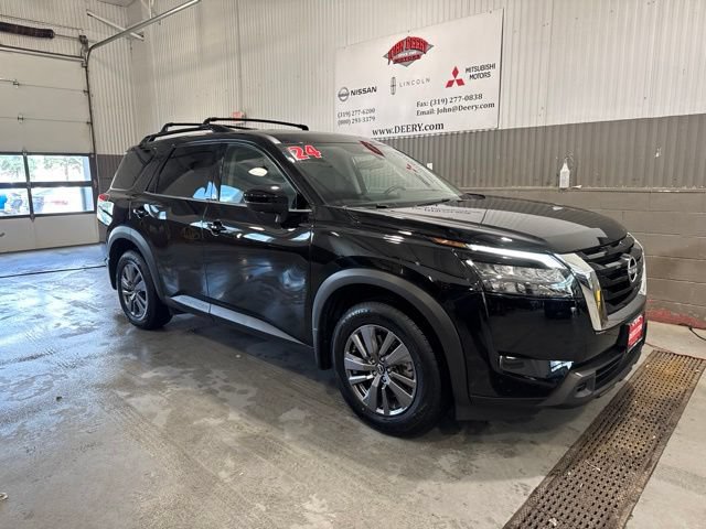 Certified 2024 Nissan Pathfinder SV w/ SV Premium Package