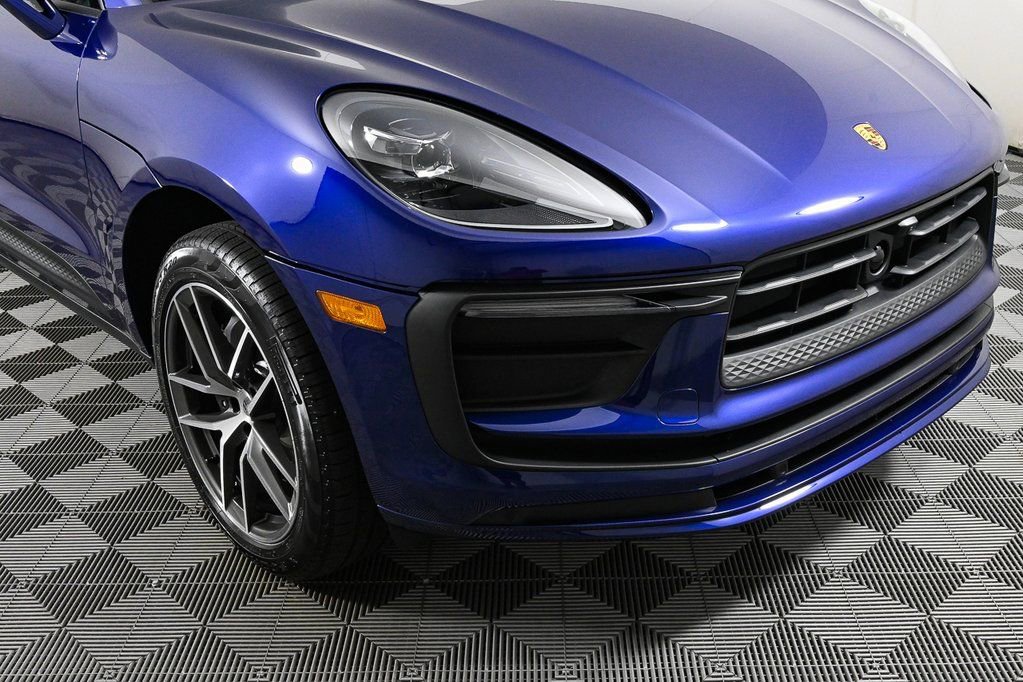 2025 Porsche Macan