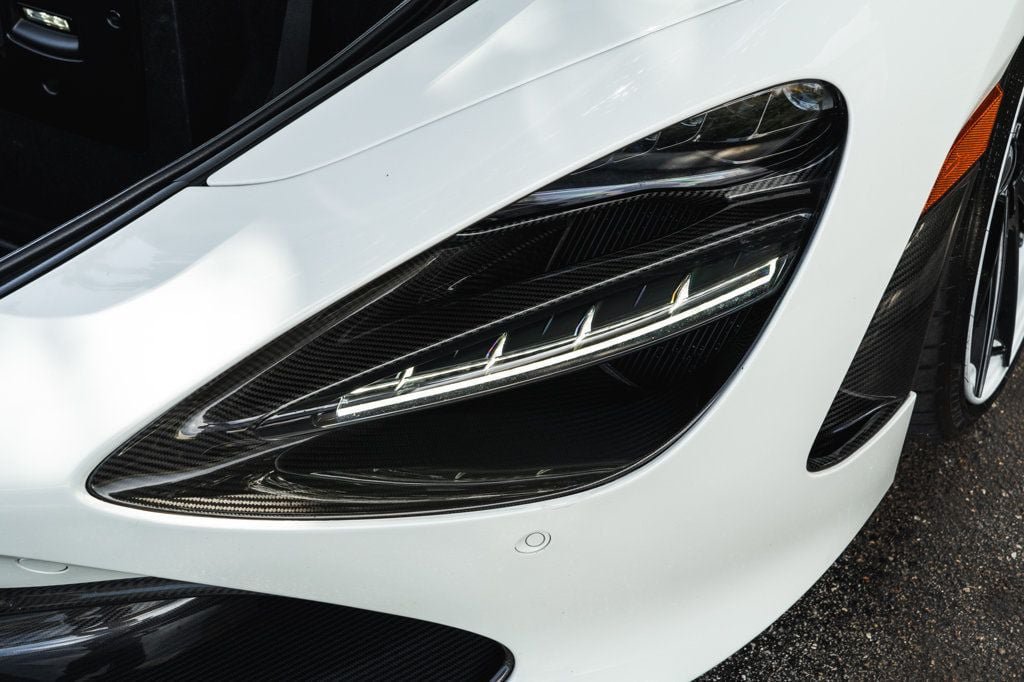 Used 2018 McLaren 720S Performance photo 29