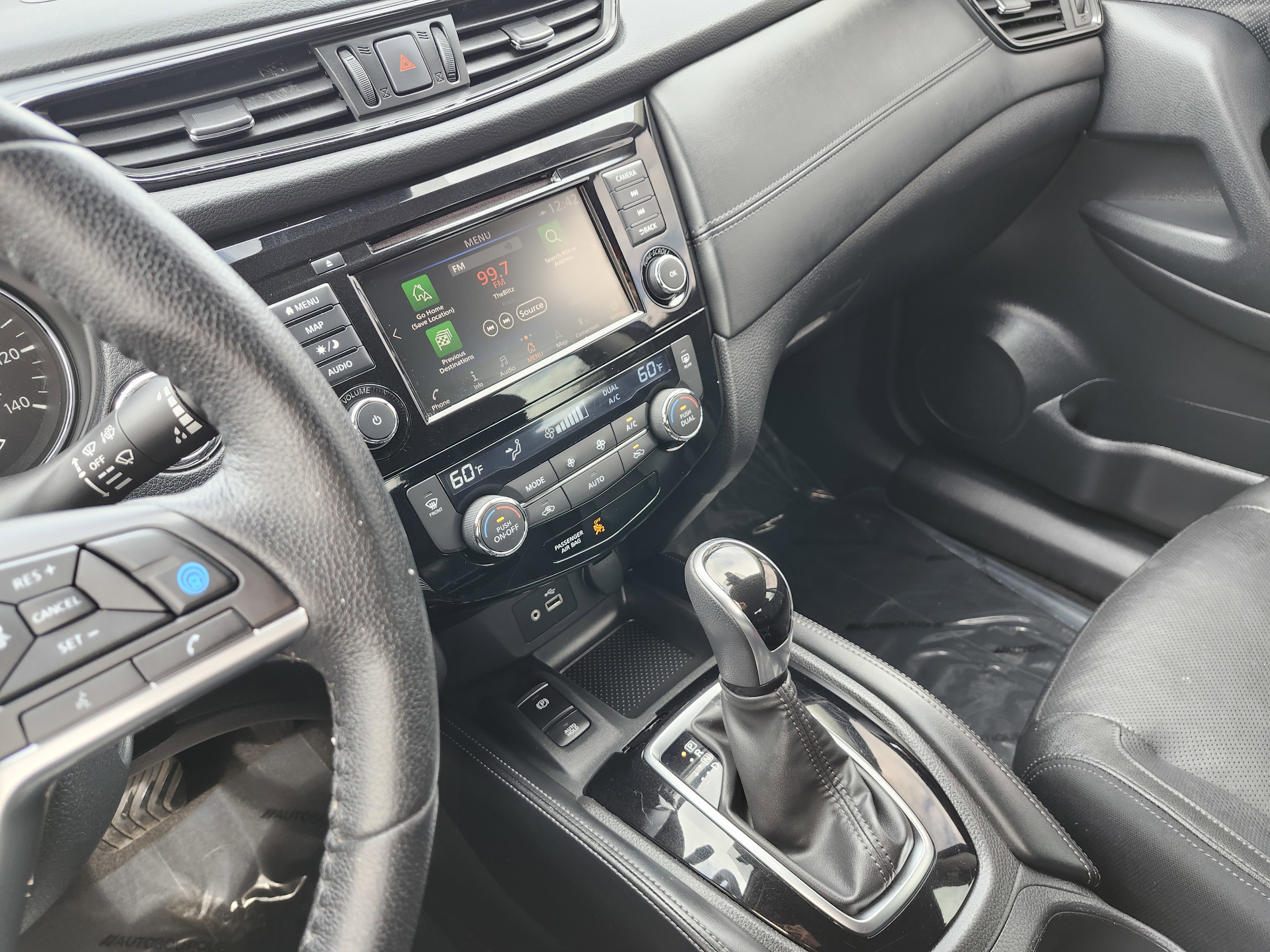 2020 Nissan Rogue SL