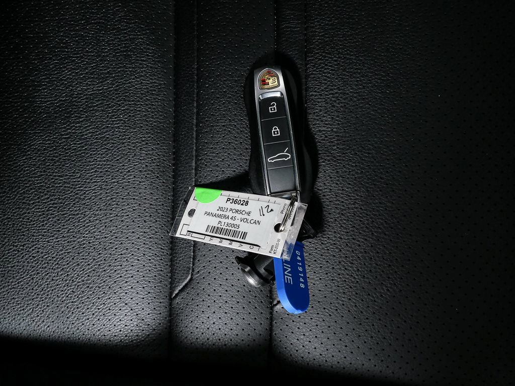 2023 Porsche Panamera 4S