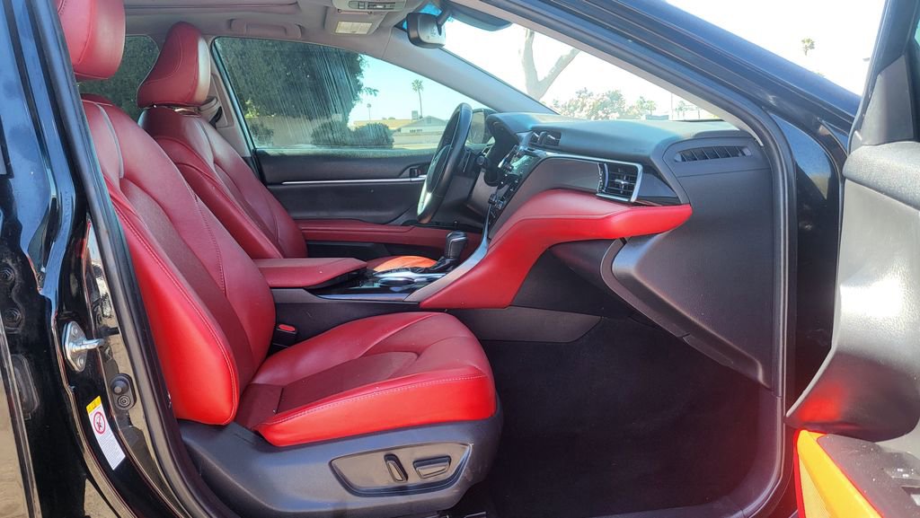 2019 Toyota Camry XSE