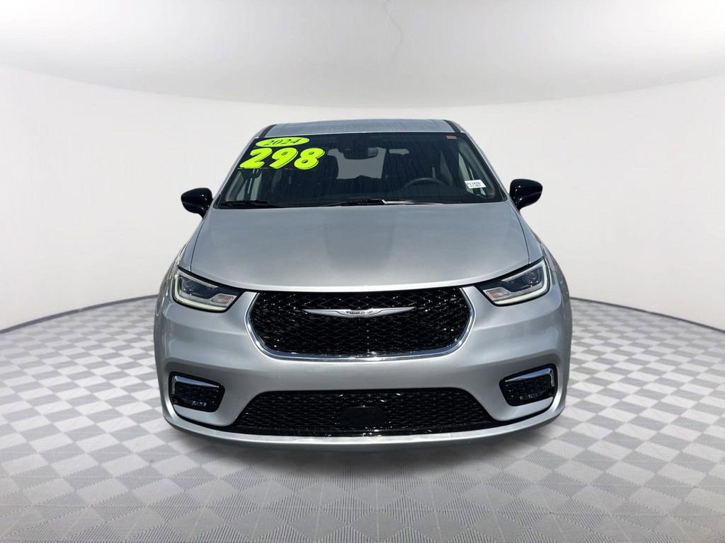 2024 Chrysler Pacifica Touring-L