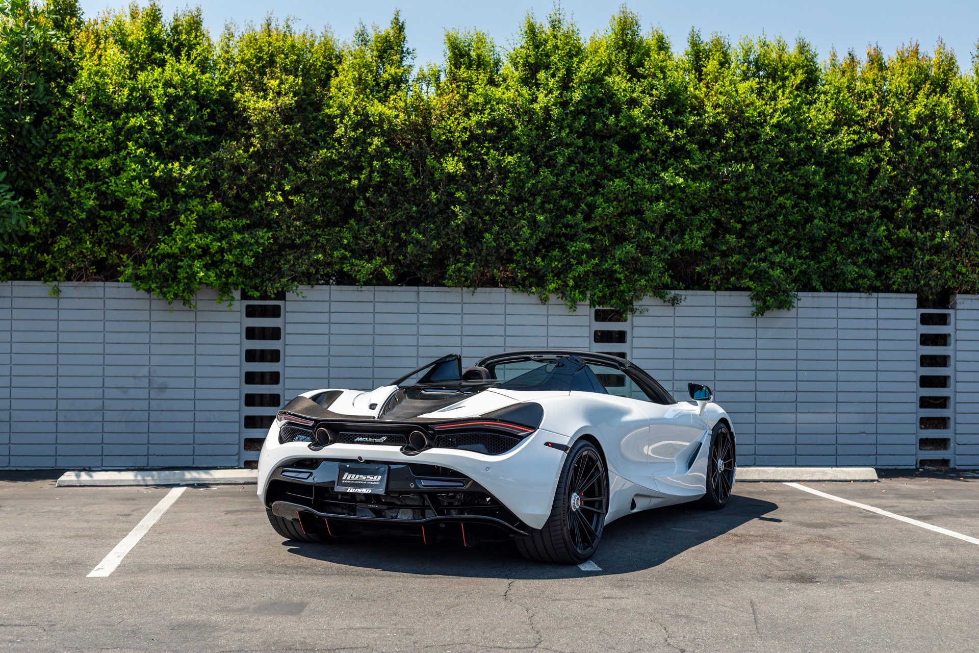 Used 2020 McLaren 720S Performance photo 46