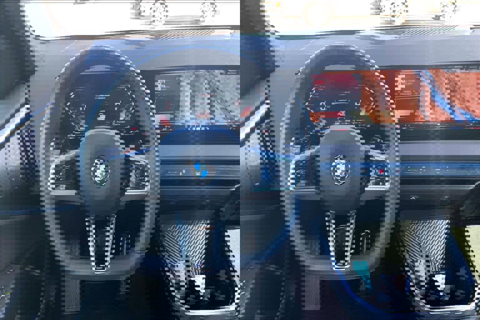 2025 BMW X3 xDrive30i