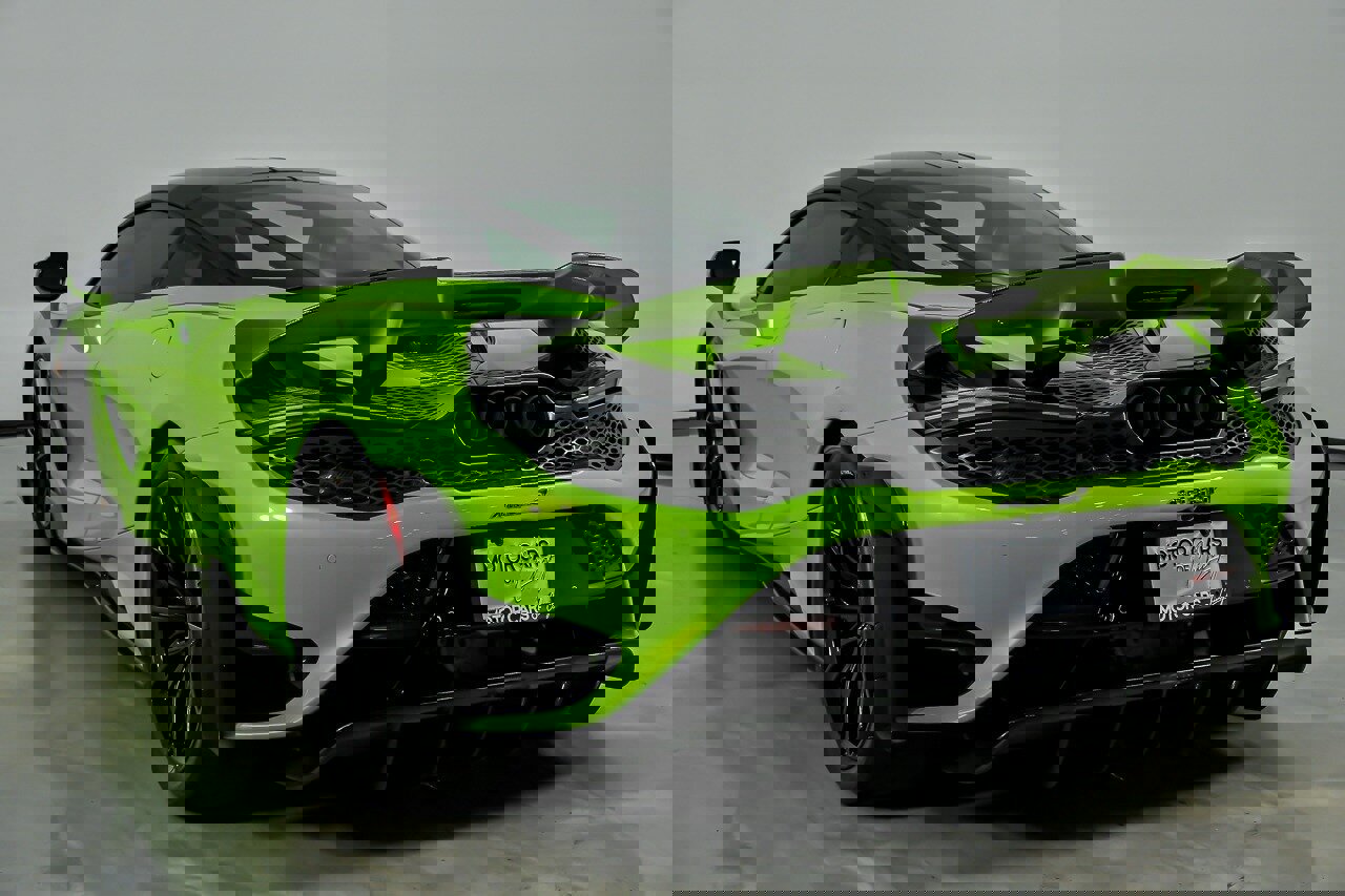 Used 2021 McLaren 765LT photo 10