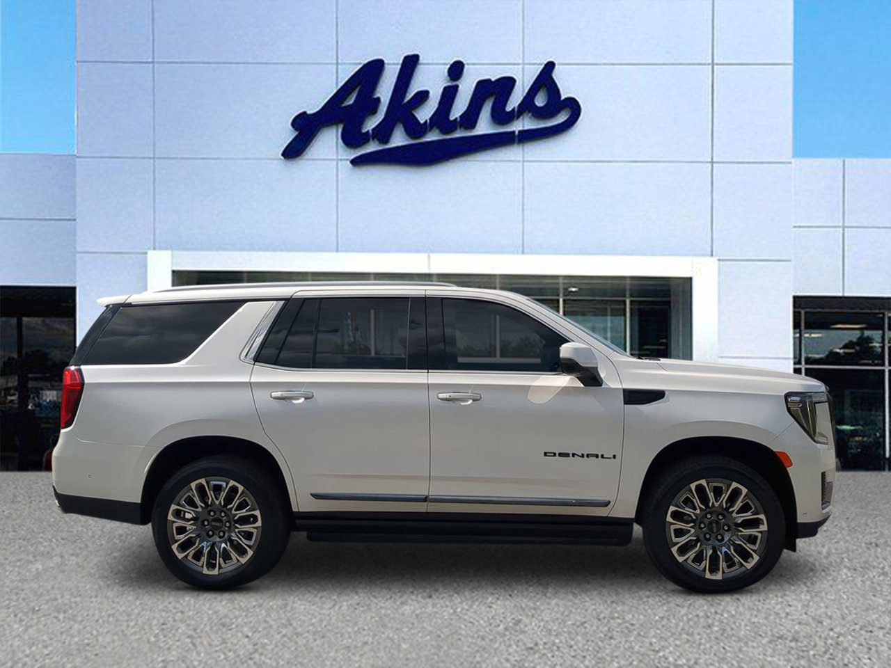 2023 GMC Yukon Denali Ultimate