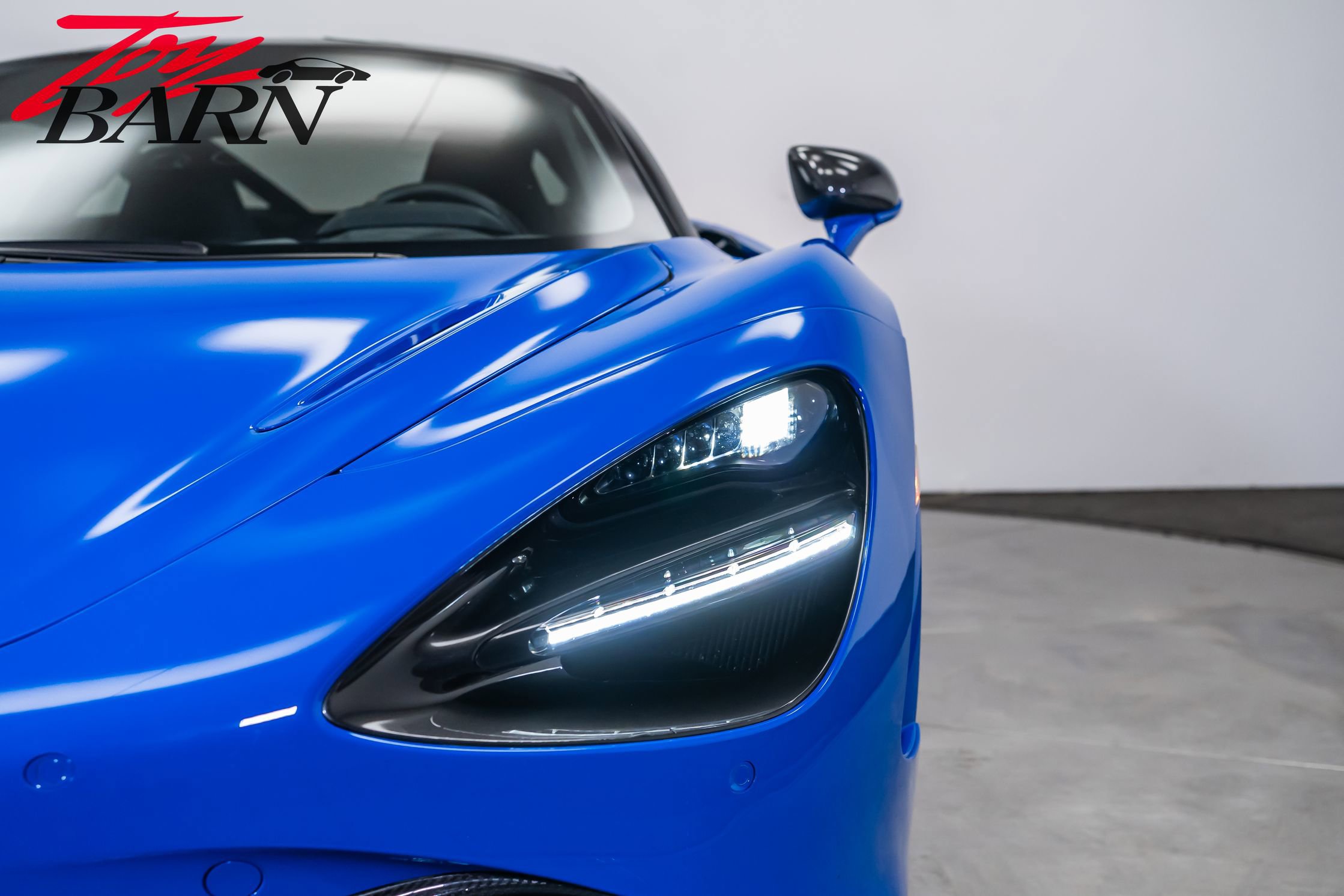 Used 2018 McLaren 720S Performance photo 10