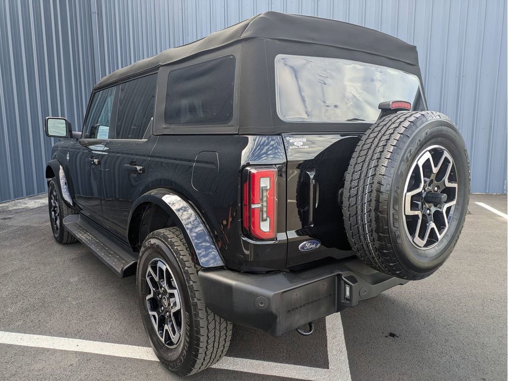 2025 Ford Bronco Outer Banks