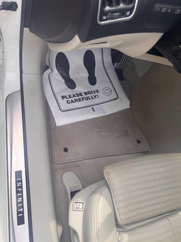 2017 INFINITI Q50 Sport