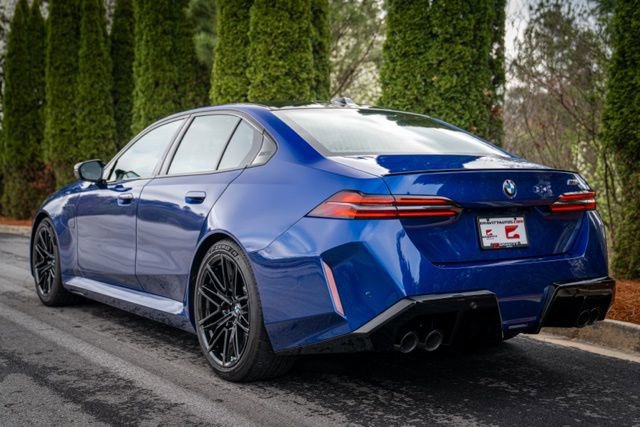 2025 BMW M5