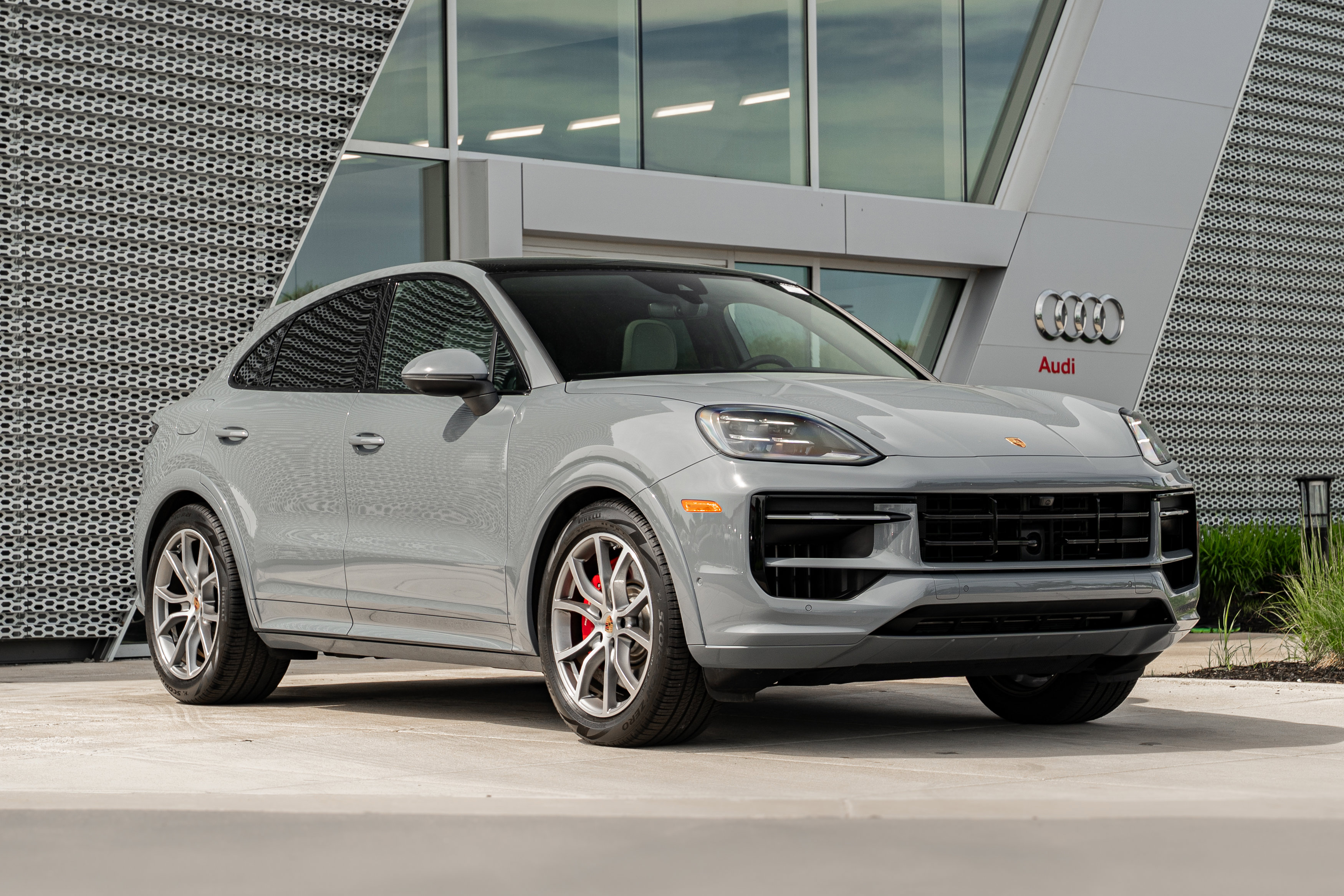 Used 2025 Porsche Cayenne S