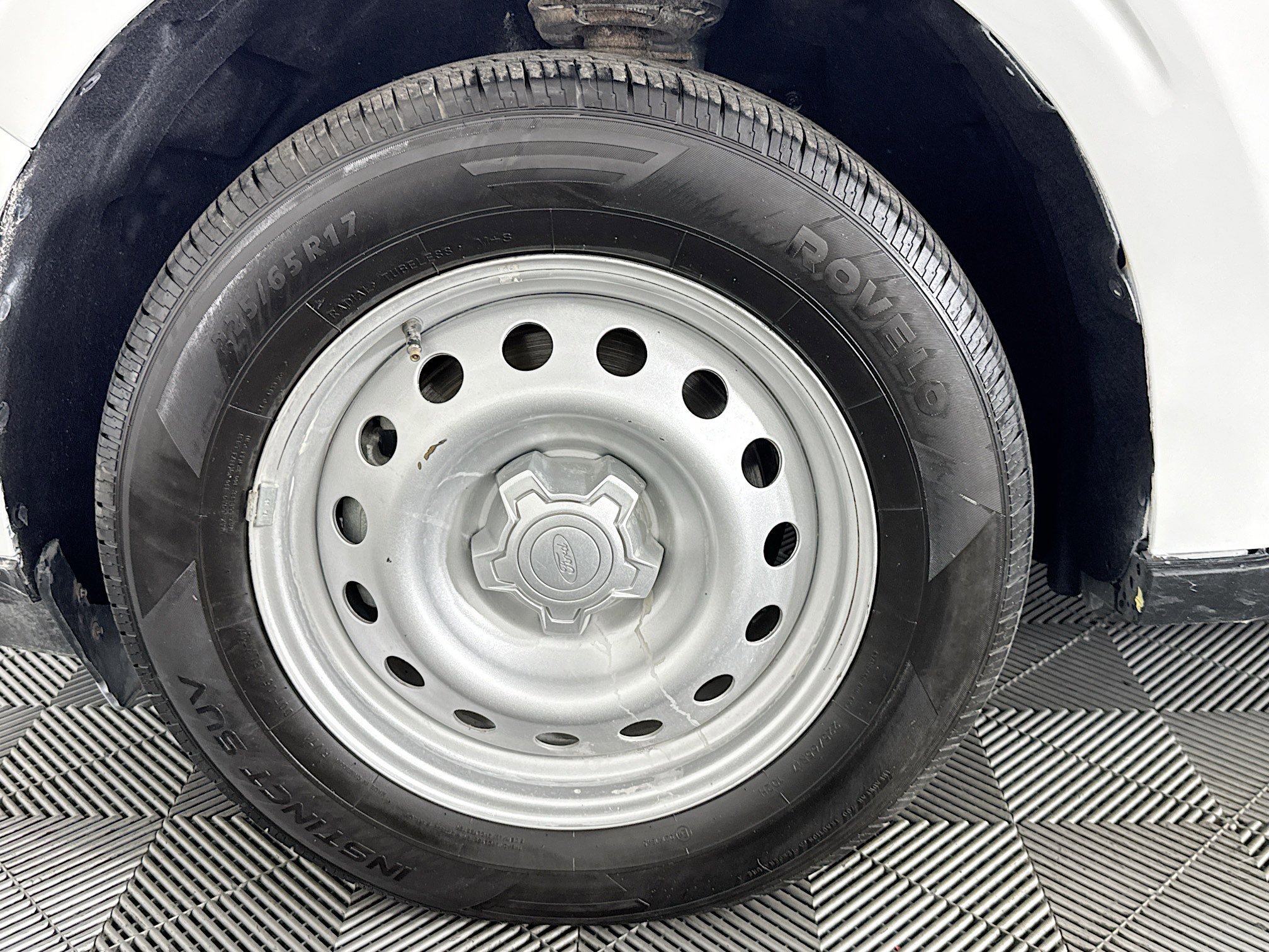 2023 Ford Maverick XL