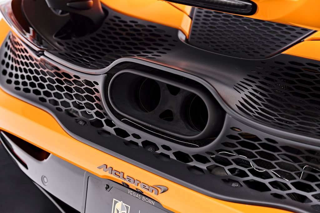 Used 2025 McLaren 750S Spider photo 39