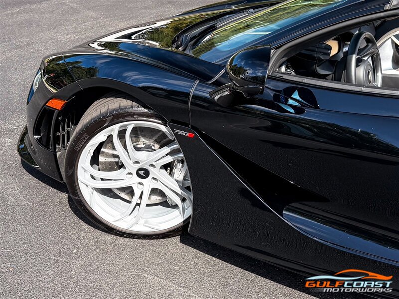 Used 2024 McLaren 750S Spider photo 44