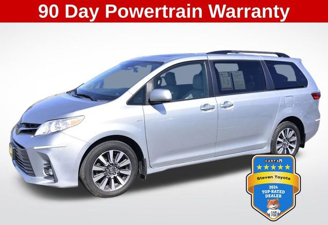 Used 2020 Toyota Sienna XLE for Sale Near Me - Autotrader