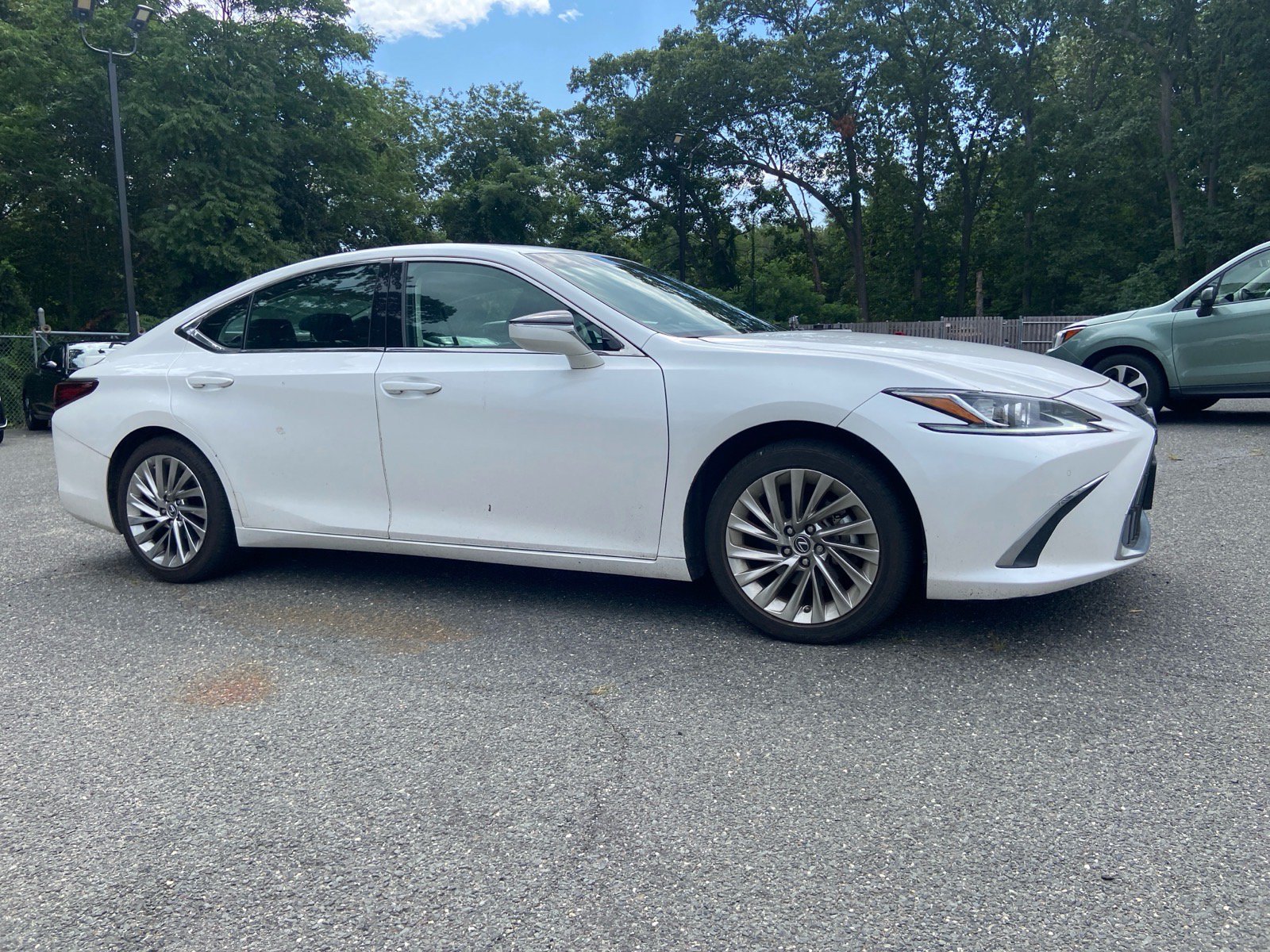Certified 2023 Lexus ES 300h w/ Accessory Package (Z2)