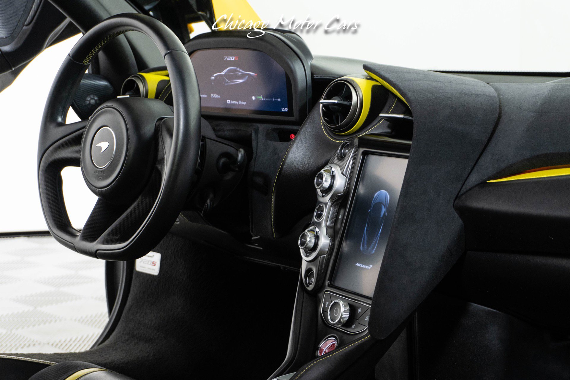 Used 2019 McLaren 720S photo 21