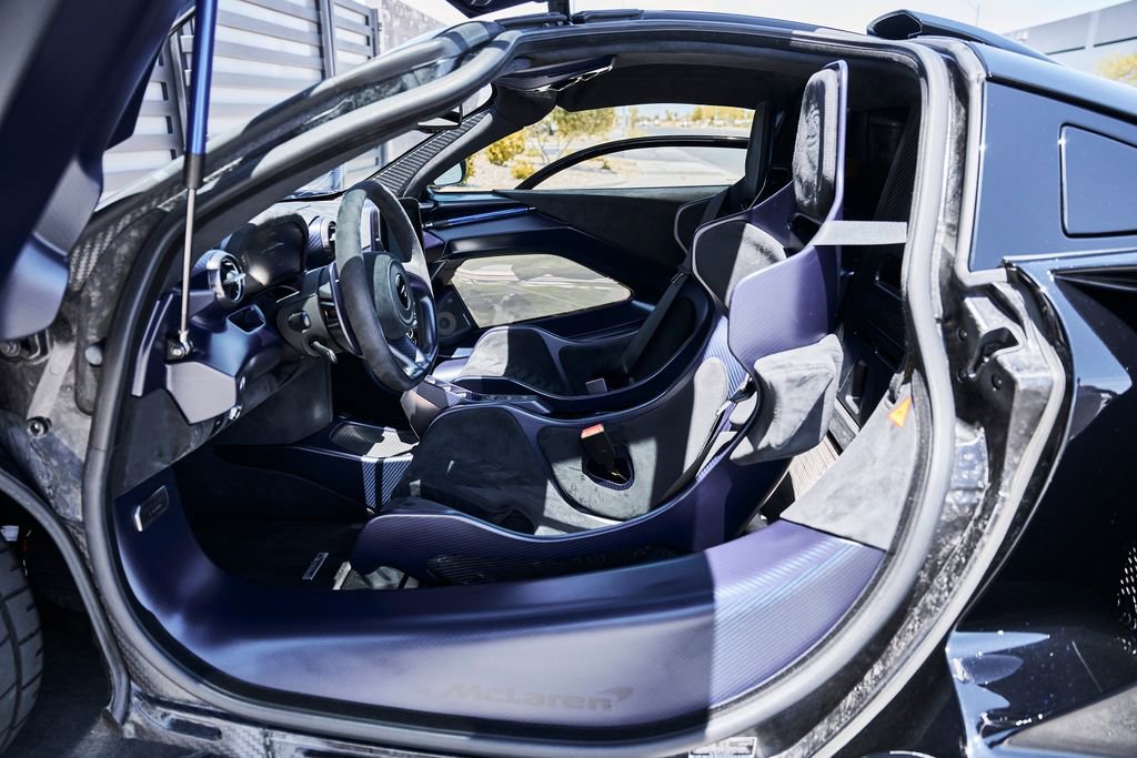 Used 2019 McLaren Senna photo 38