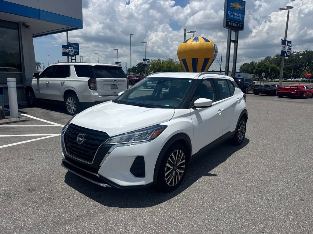 Used 2024 Nissan Kicks SV