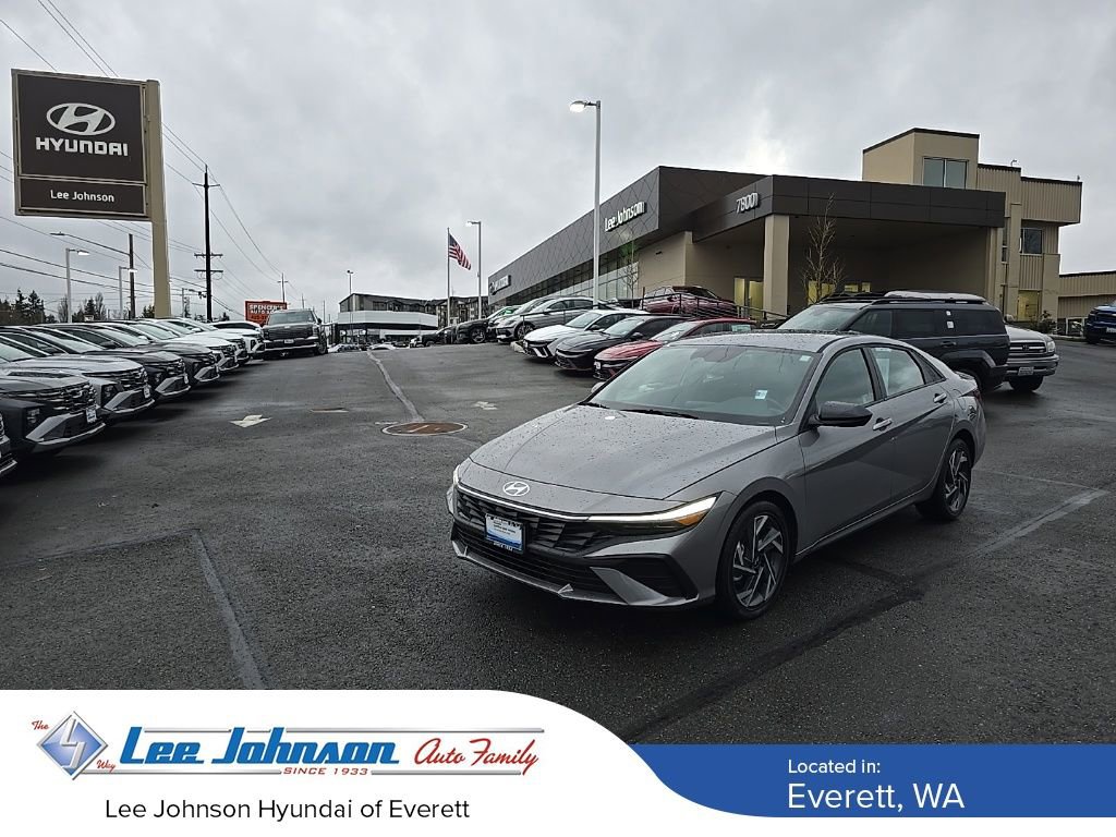 Certified 2025 Hyundai Elantra SEL