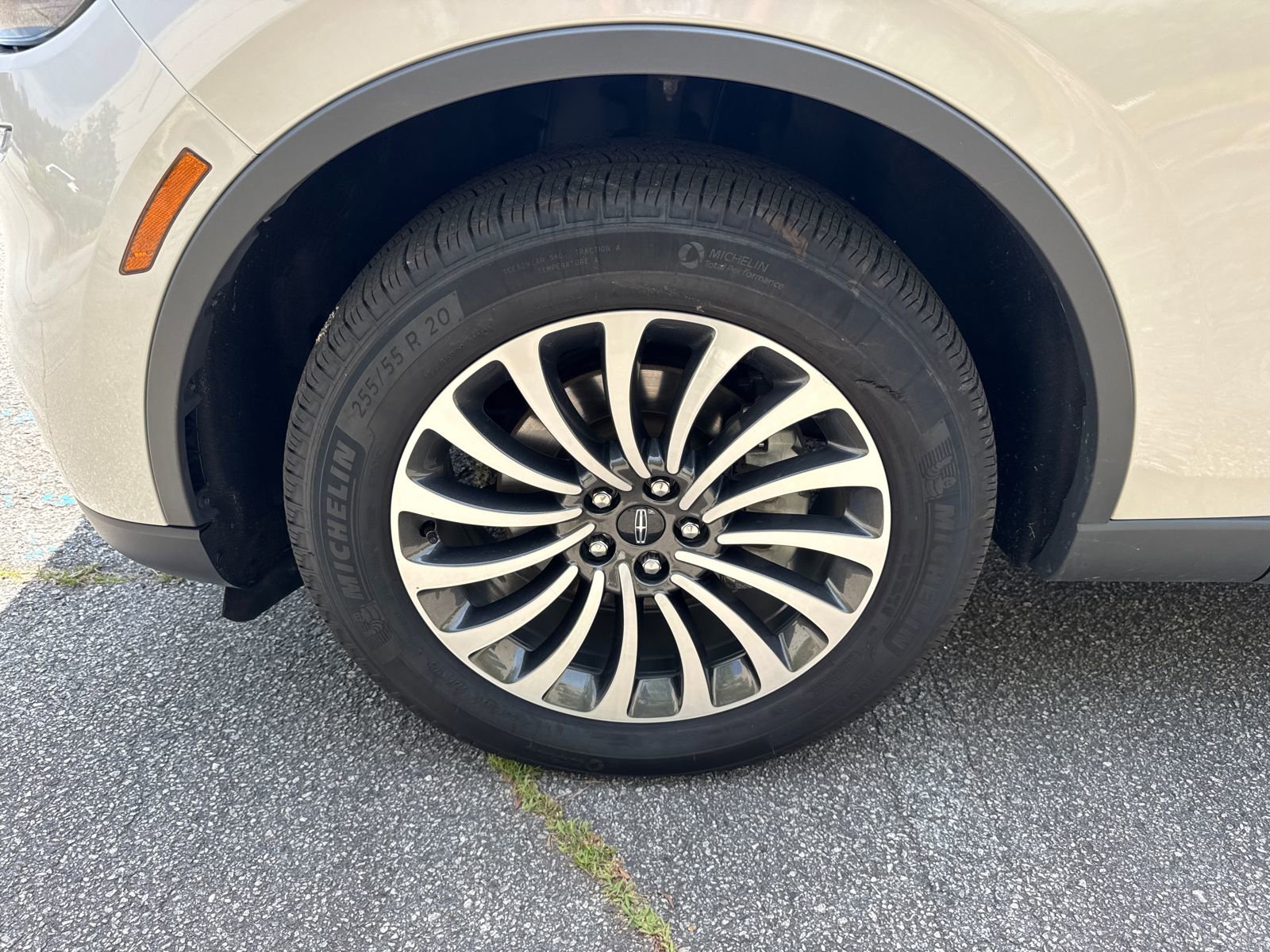 2022 Lincoln Aviator AWD