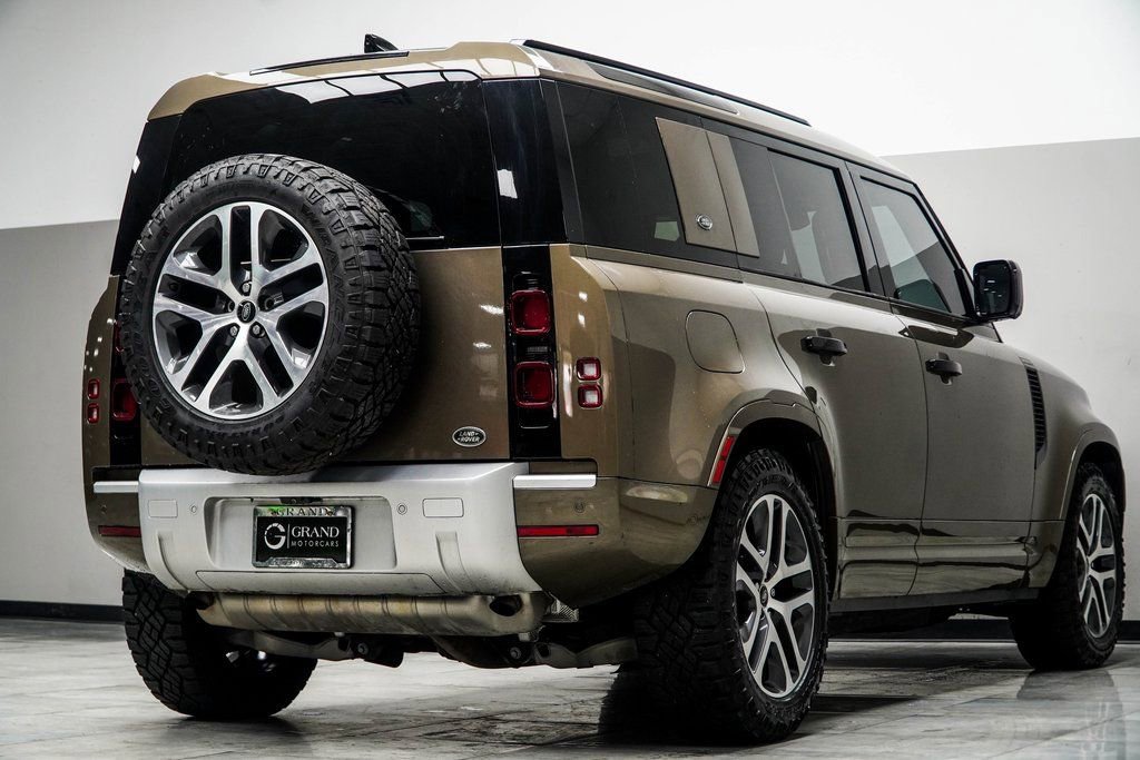 2022 Land Rover Defender 110 XS Edition