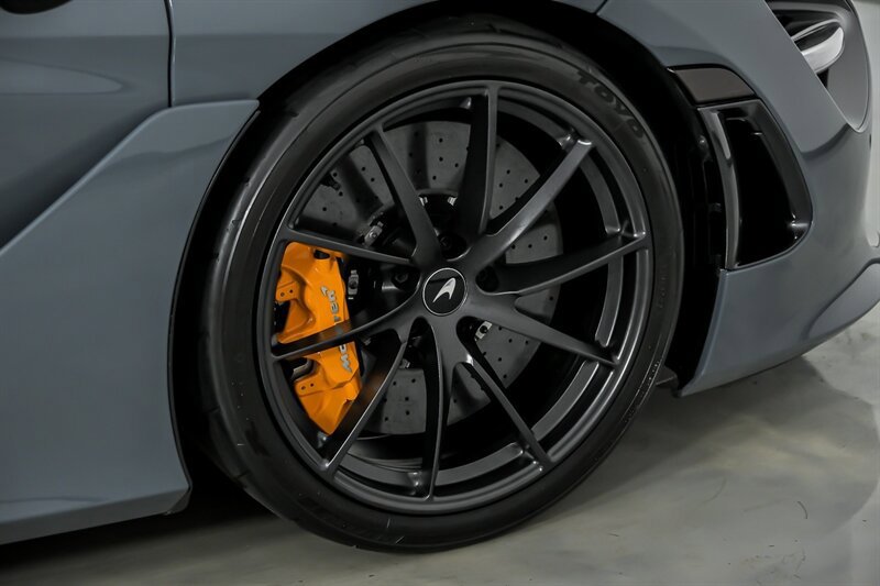 Used 2023 McLaren 720S Spider photo 18