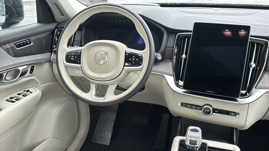 2026 Volvo Xc90 B6 Ultra