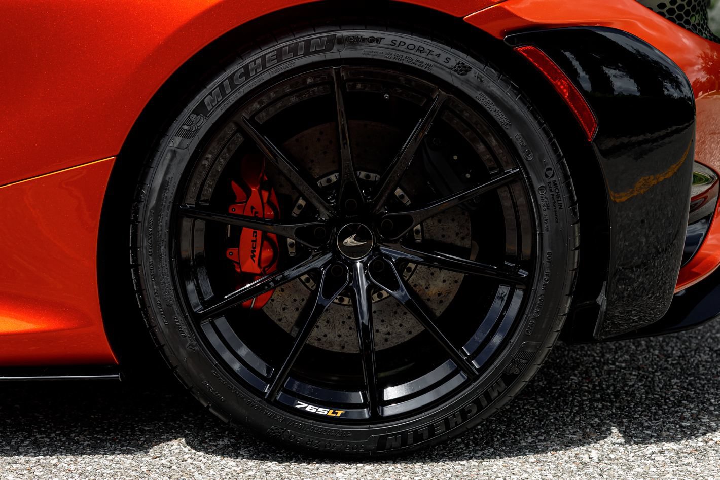 Used 2021 McLaren 765LT photo 34
