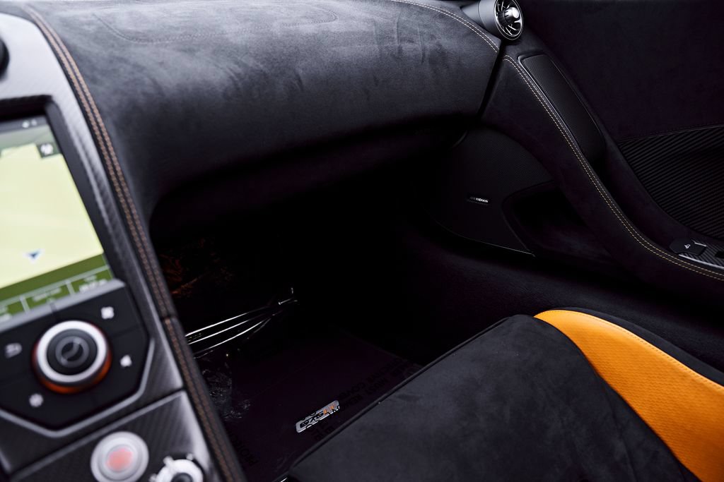 Used 2016 McLaren 675LT Coupe photo 97