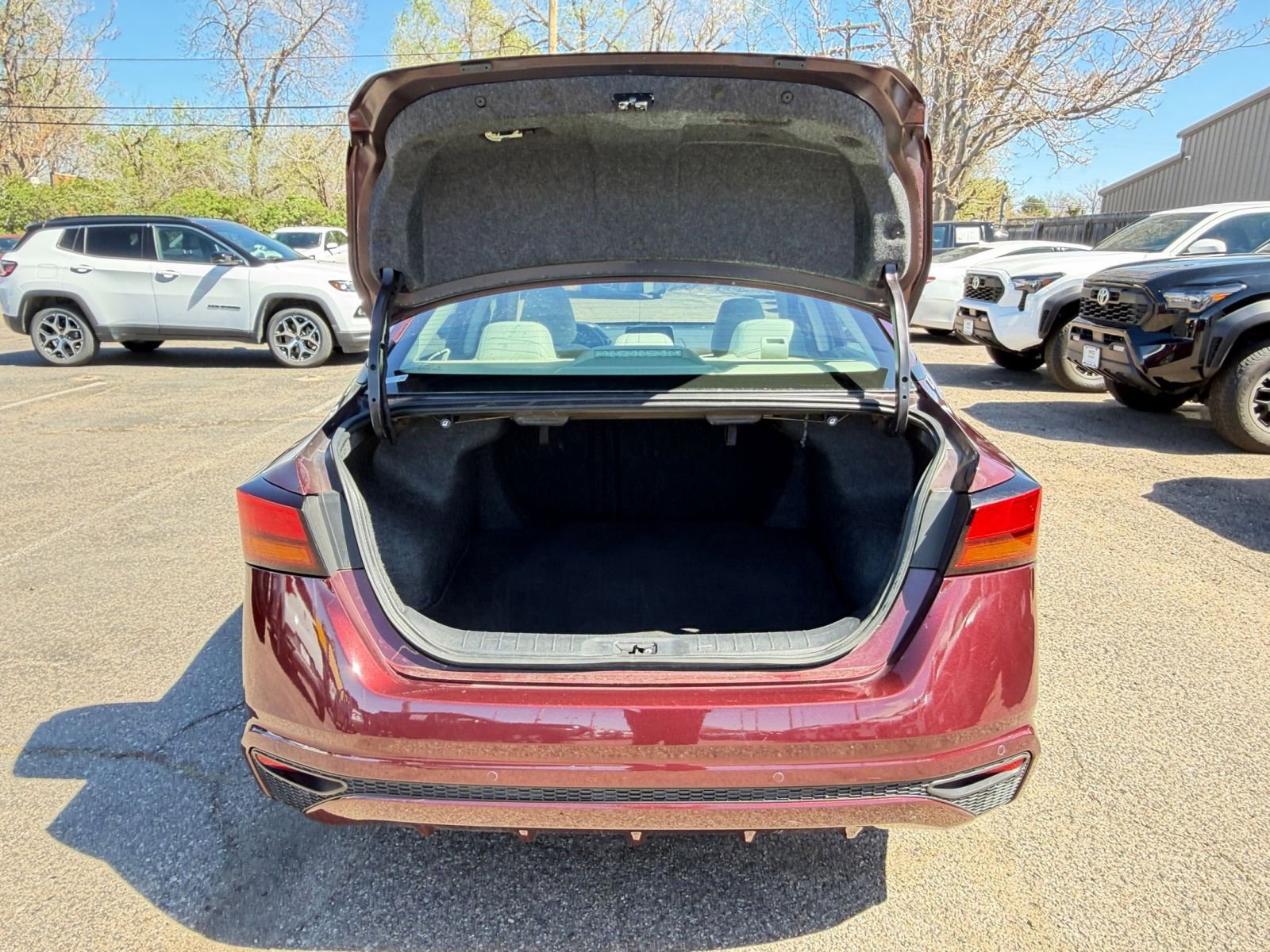 2025 Nissan Altima 2.5 SV