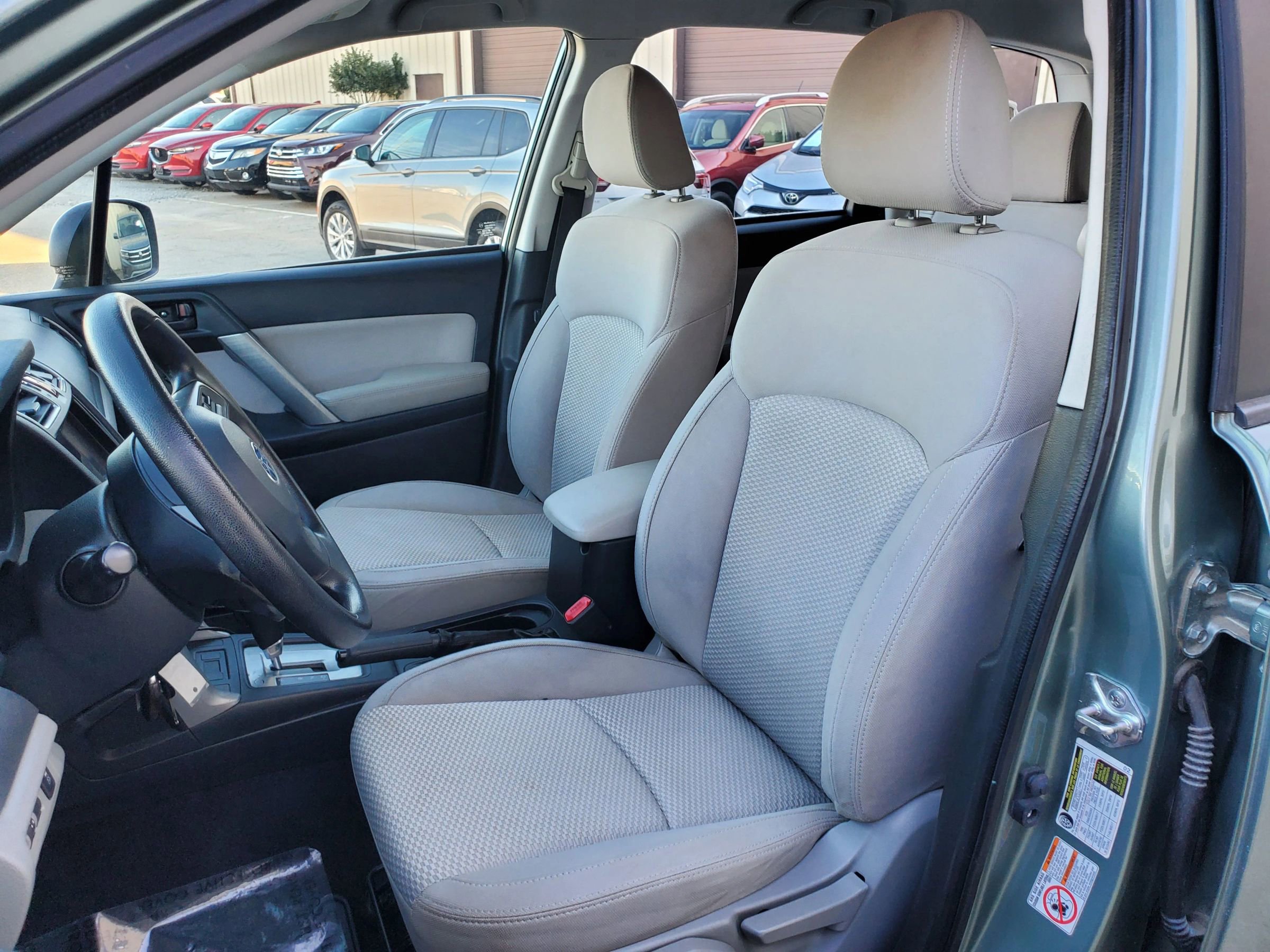 2016 Subaru Forester 2.5i